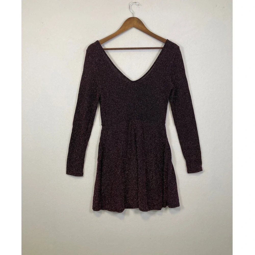 Charlotte Russe‎ Womens Metallic Burgundy Skater Dress Long Sleeve V-Neck L